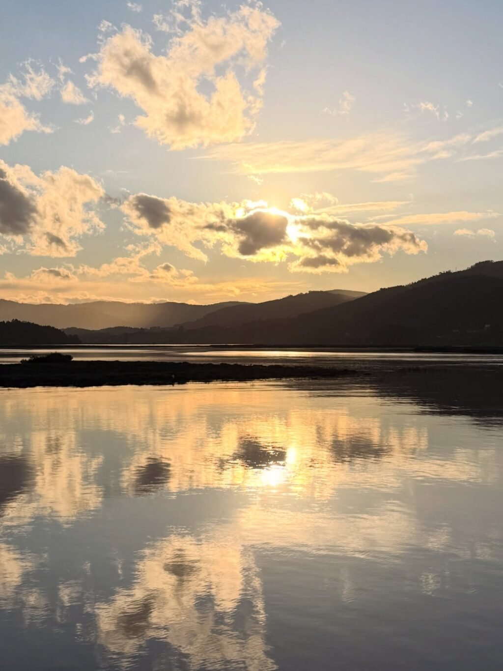 Instagram post from hospitalidad_natural. This post is in position 2.